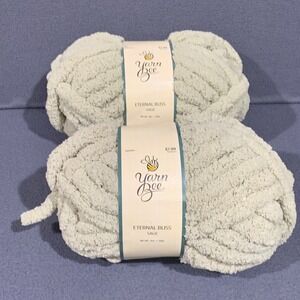 Yarn Bee‎ Eternal Bliss Sage Jumbo Yarn Lot of 2 Skeins Hobby Lobby